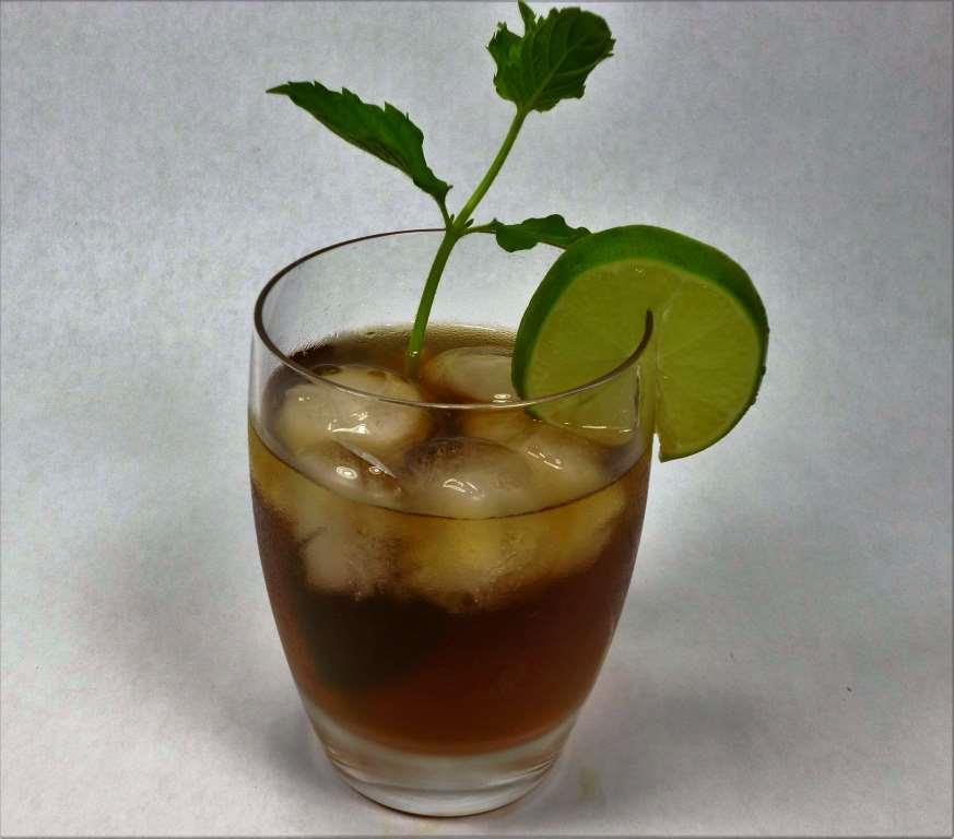 Ginger Organic Tea Iced With Mint and Lime